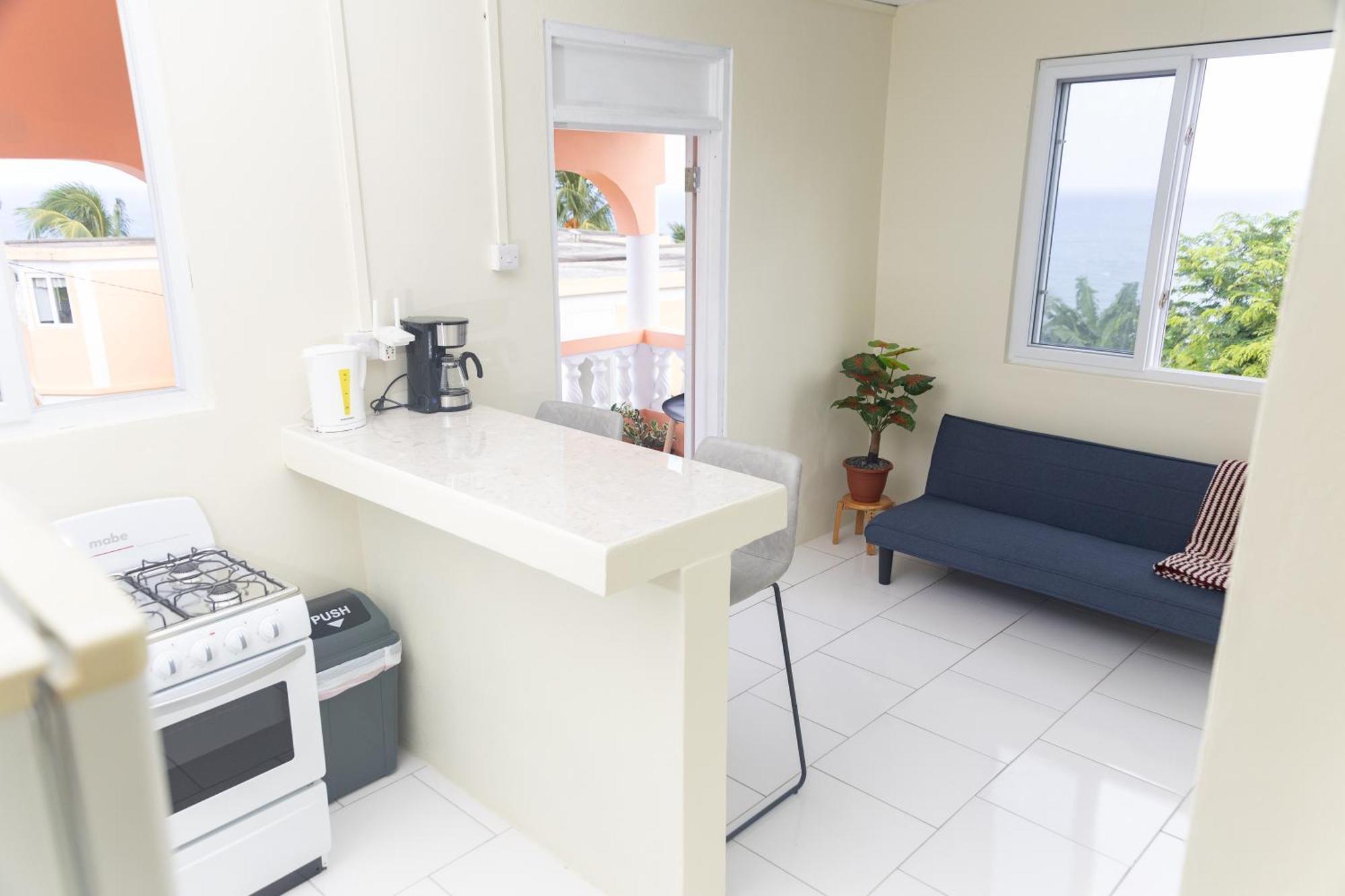 Happy Nest Dominica Hotel Marigot Exterior photo